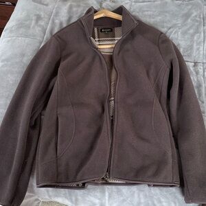 Brown thick E-studio jacket with pockets